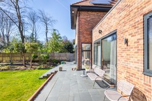 Photo 23- click for photo gallery